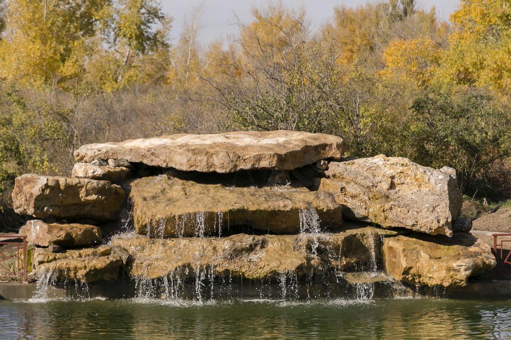 Отель Green Land Актобе Экстерьер фото